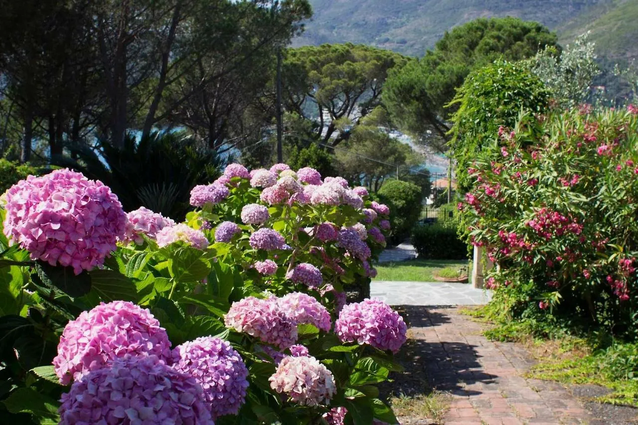 Villa Mesco 레반토